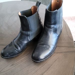 Frye Melissa Chelsea boots